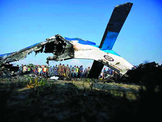 Nepal. Avião despenha-se com 23 pessoas a bordo