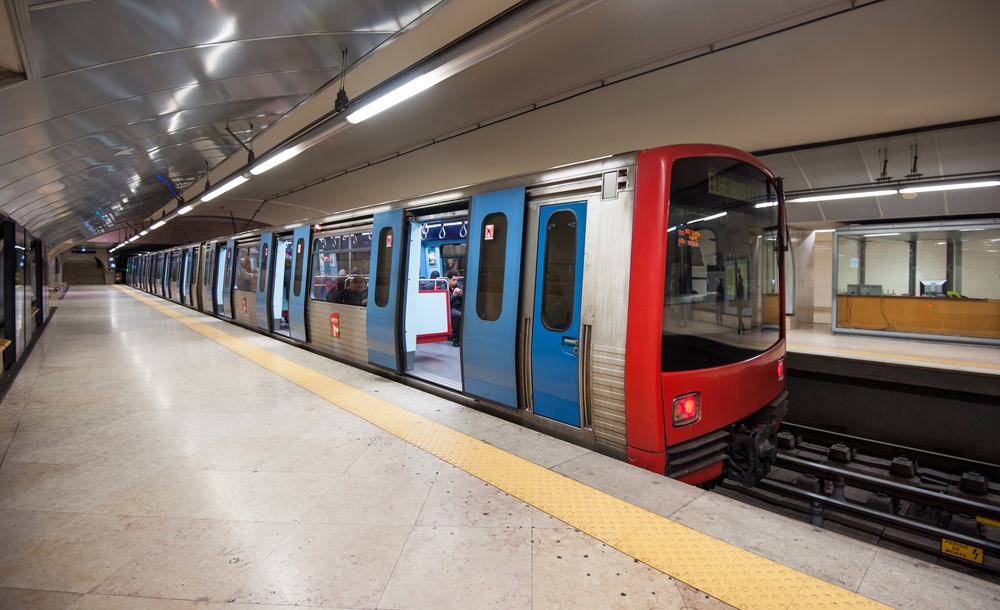 Falsa ameaça de bomba fecha estação de metro de Entrecampos