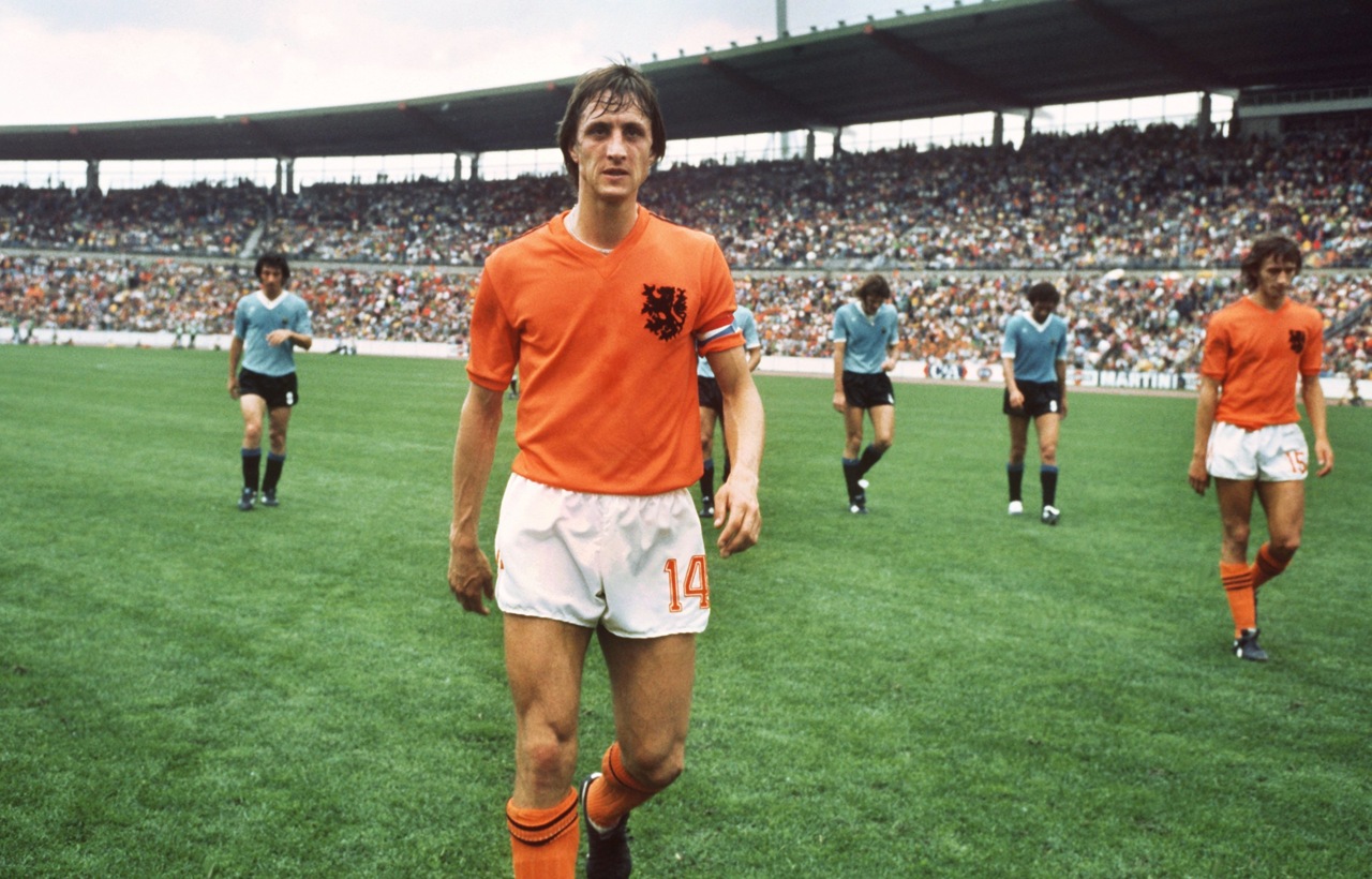 Johan Cruyff. Adeus ao holandês voador [Vídeo]