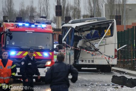 França. 12 portugueses morrem em acidente