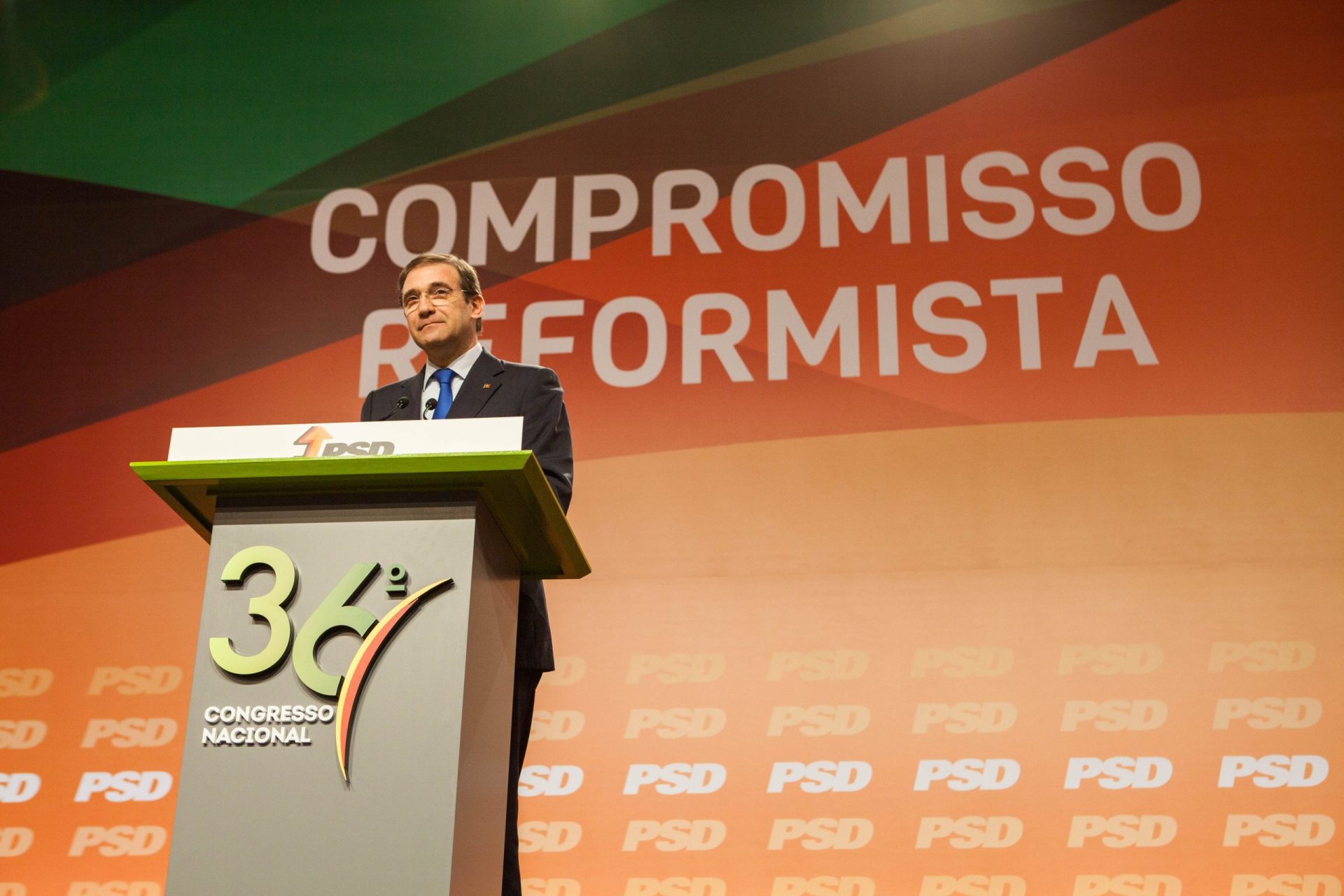 Passos: “Este governo não depende do PSD. E ainda bem que é assim”