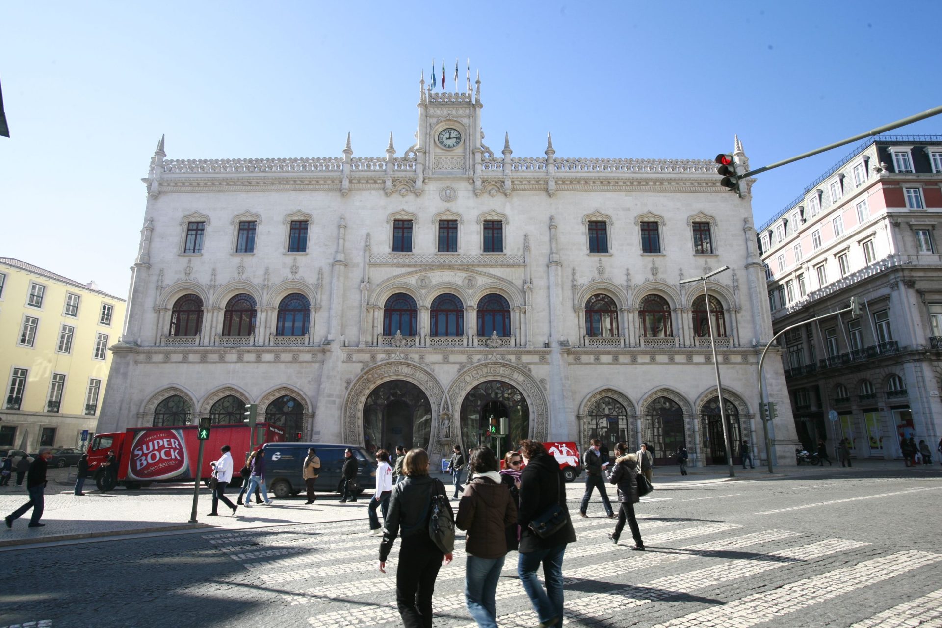 Foi encontrada outra estátua de D. Sebastião. E poderá ir para a estação do Rossio