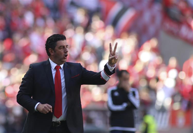 Na lista de prioridades de Rui Vitória, qual é a sua posição?