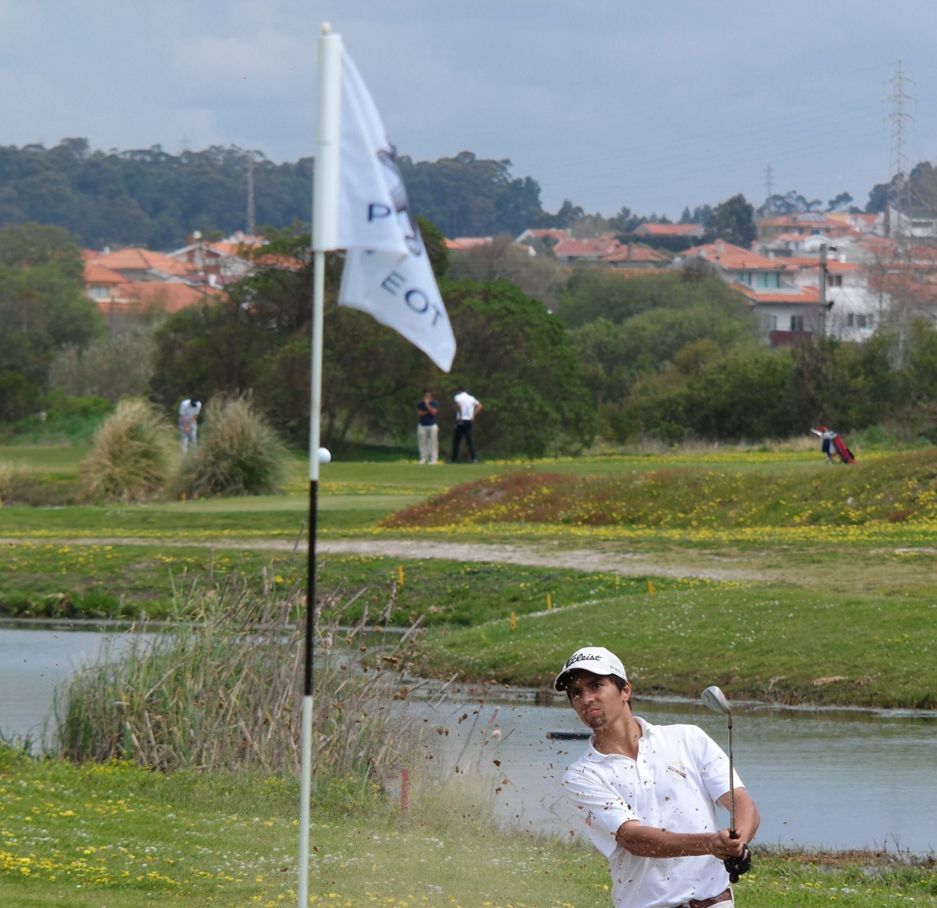 Golfe. João Girão campeão com chip-in