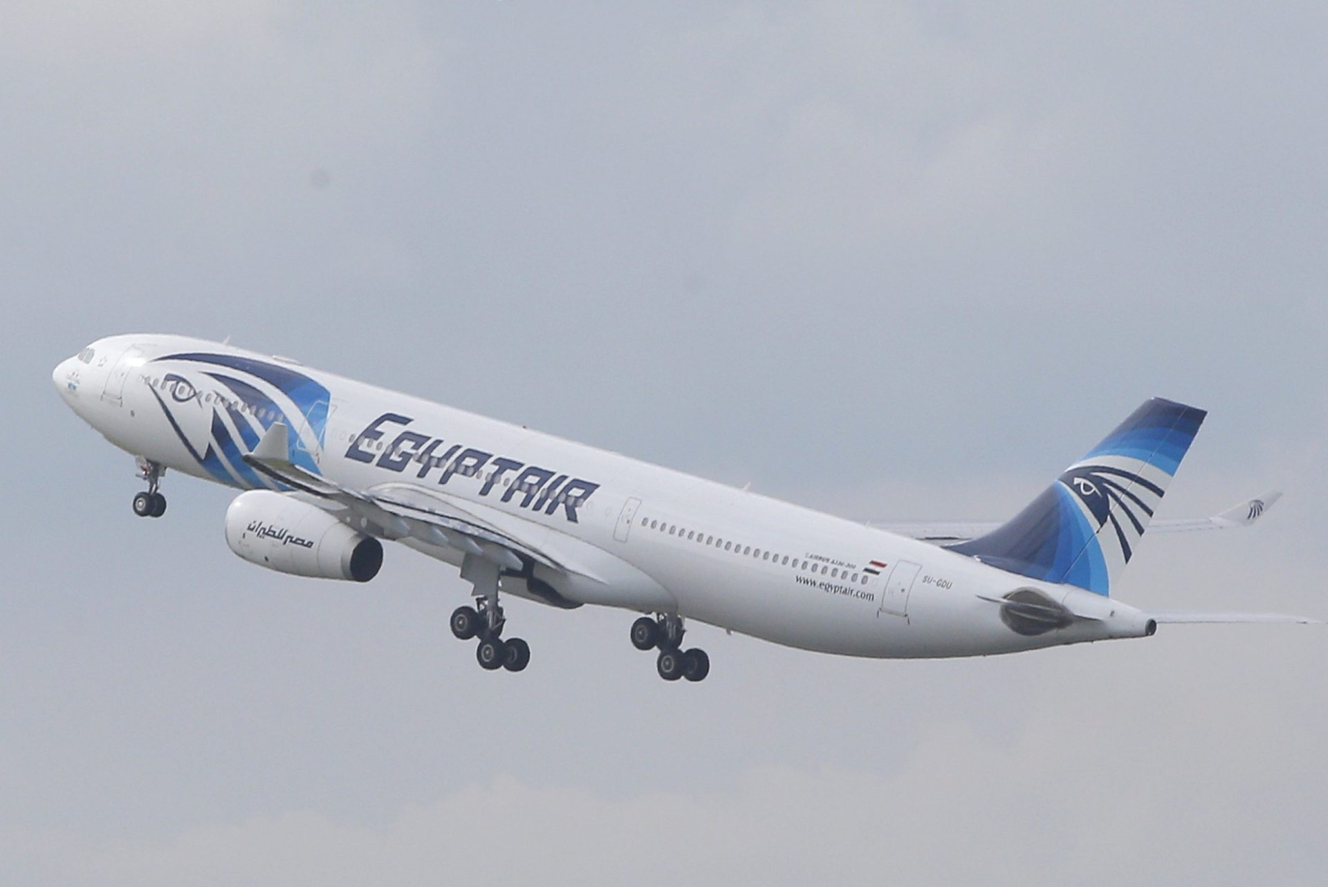 Ameaça de bomba obriga a aterragem de avião da Egyptair