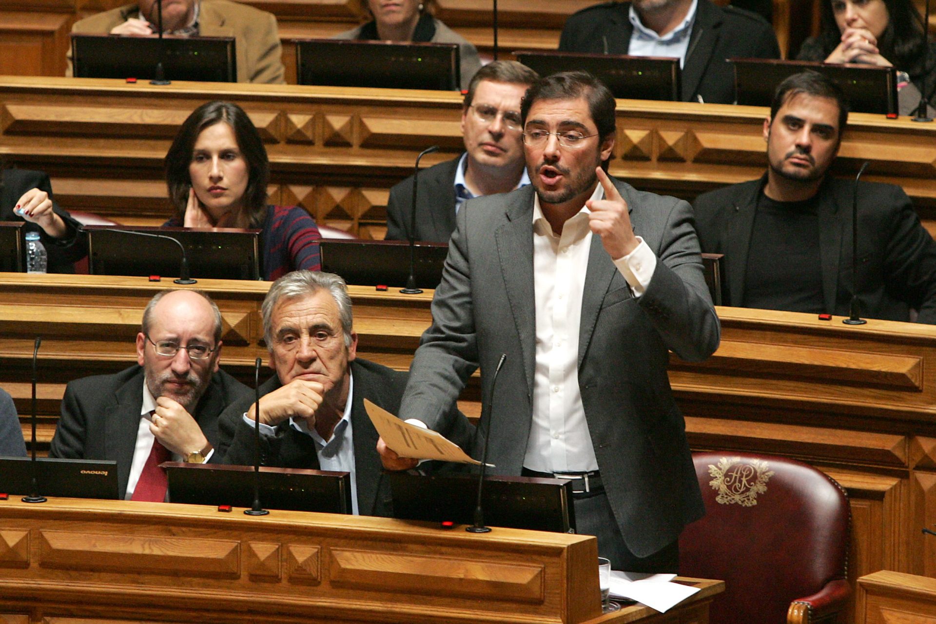 PCP. UE mantém “pressão e chantagem” sob Portugal