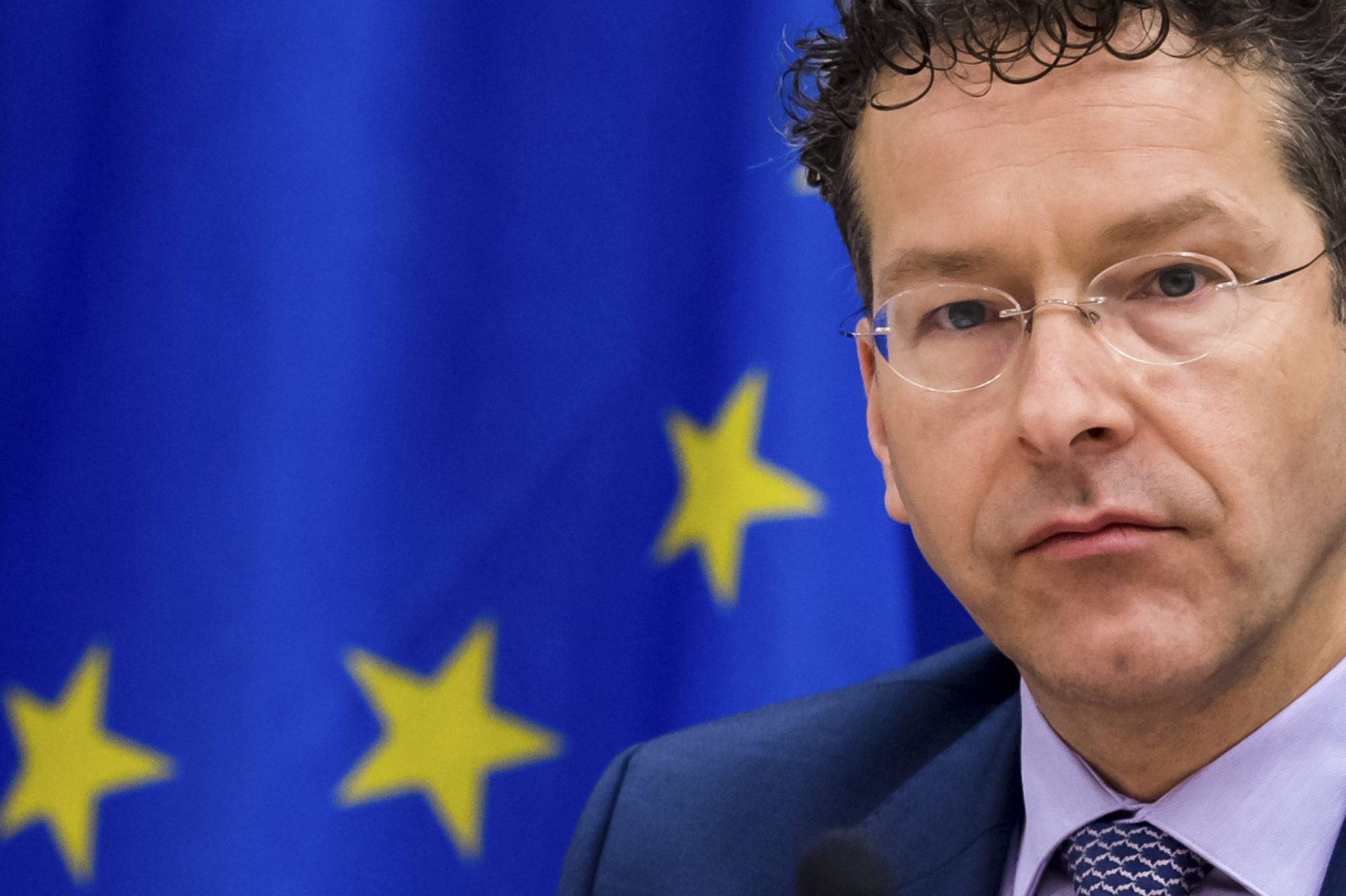 Eurogrupo.  Dijsselbloem desiludido com multa zero a Portugal e Espanha