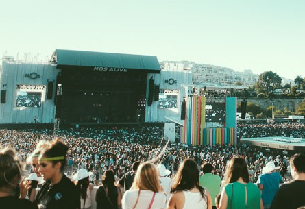 Bob Moses. Uma vez por semana não sabe o bem que lhe fazia