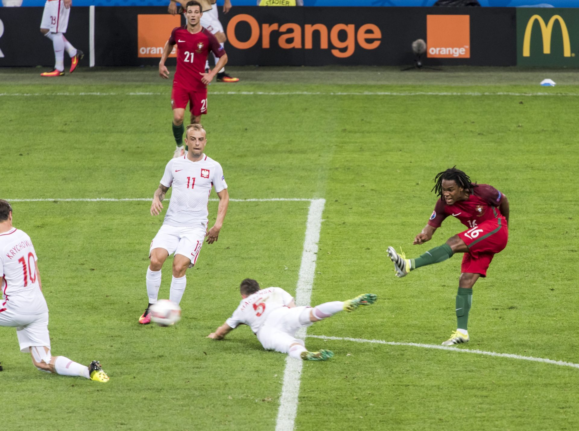 Presidente do Bayern: “[Renato Sanches]  Tem 18 anos, sem dúvida nenhuma”