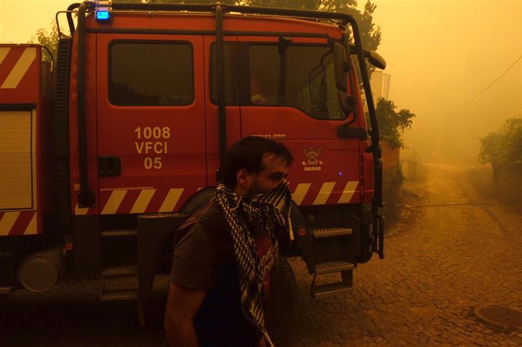 Incêndio de Pampilhosa da Serra mobiliza 621 operacionais