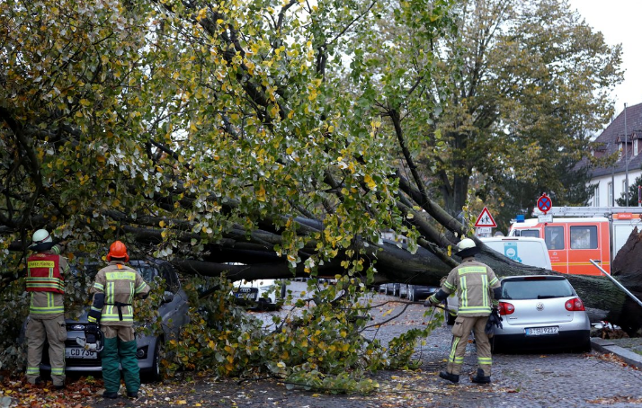 Tempestade na Europa central faz cinco mortos