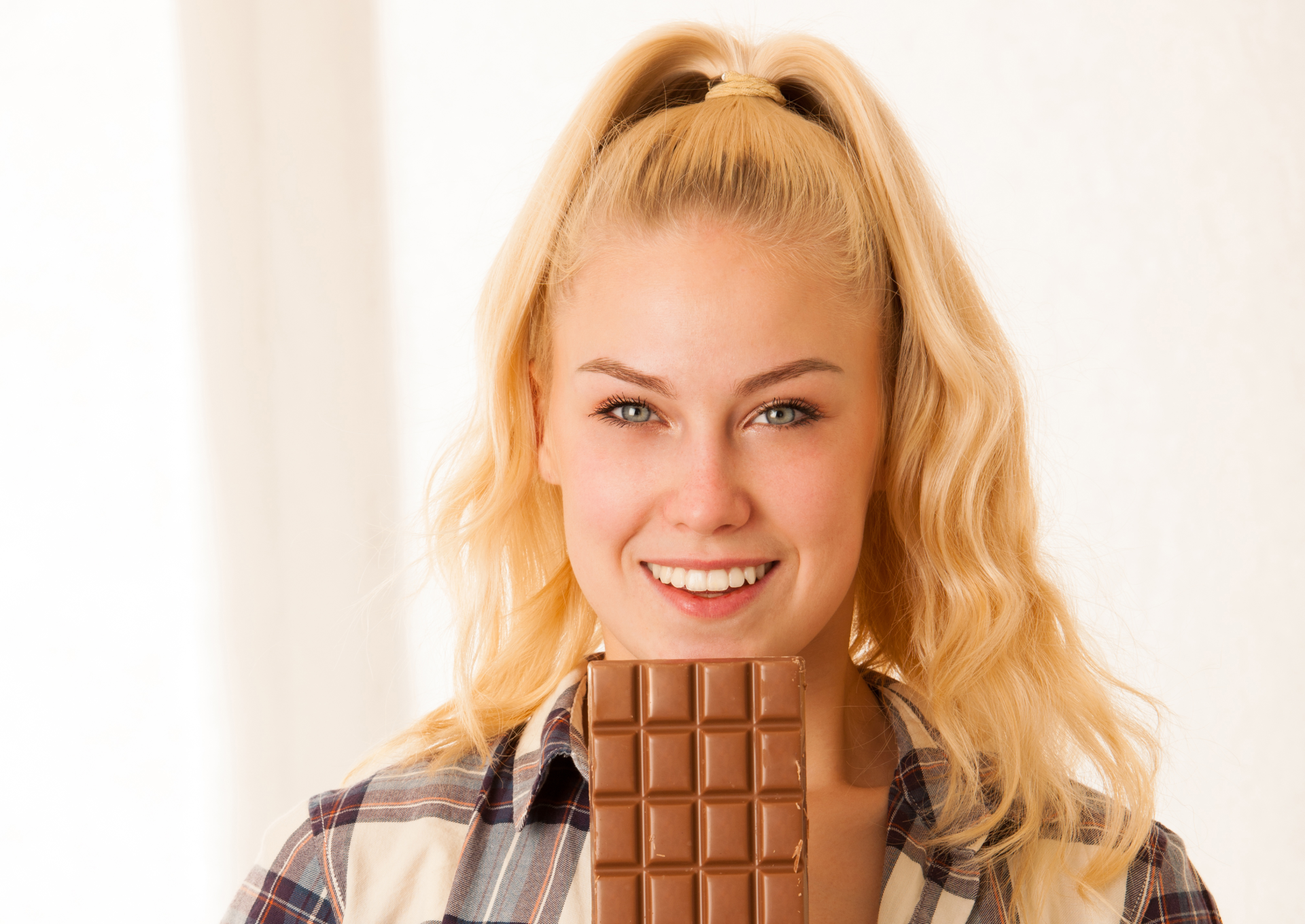 Um chocolate que não engorda e ainda nos faz parecer mais novos? Sim, existe