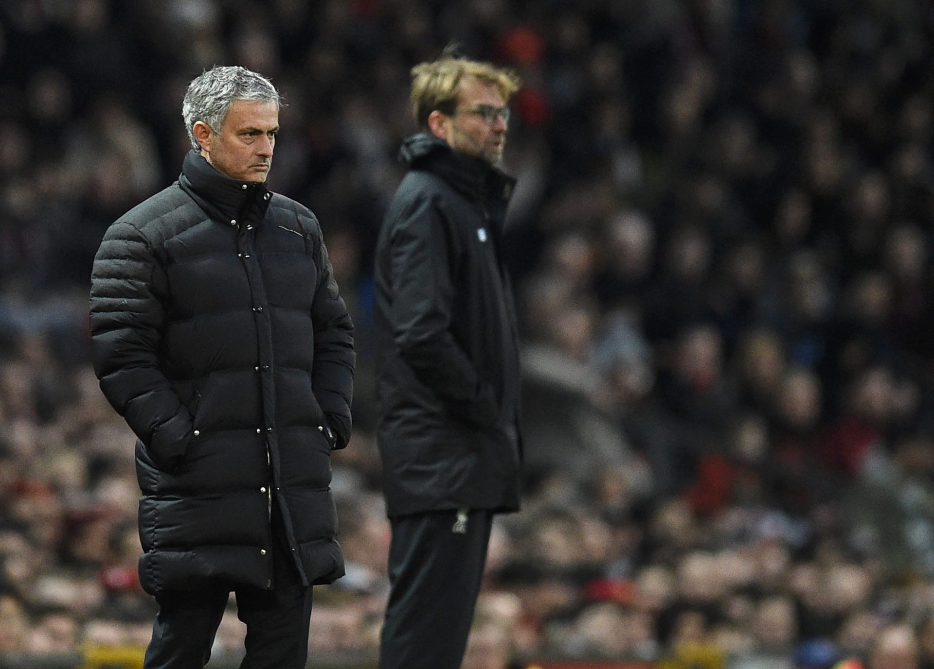 Premier League. Mourinho em discussão acesa com Klopp