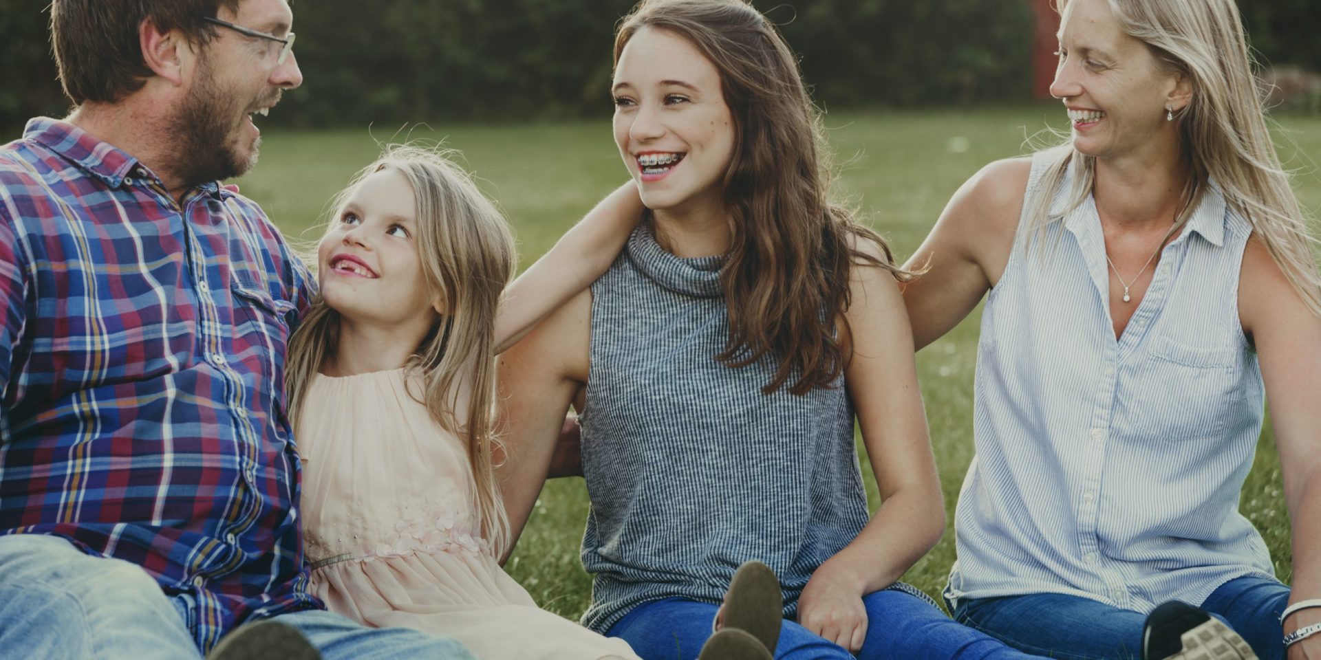 Quem causa mais stress aos pais? Bebés ou pré-adolescentes?