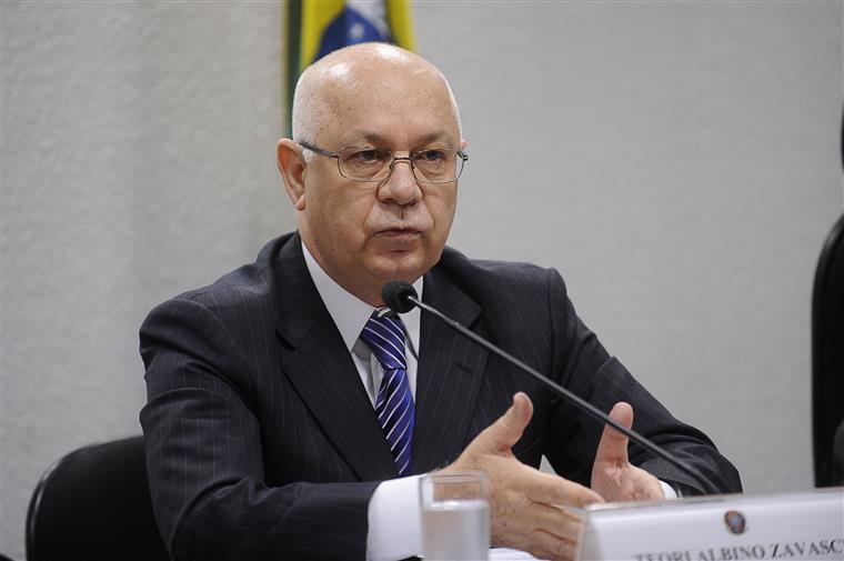 Morreu o juiz da operação Lava Jato