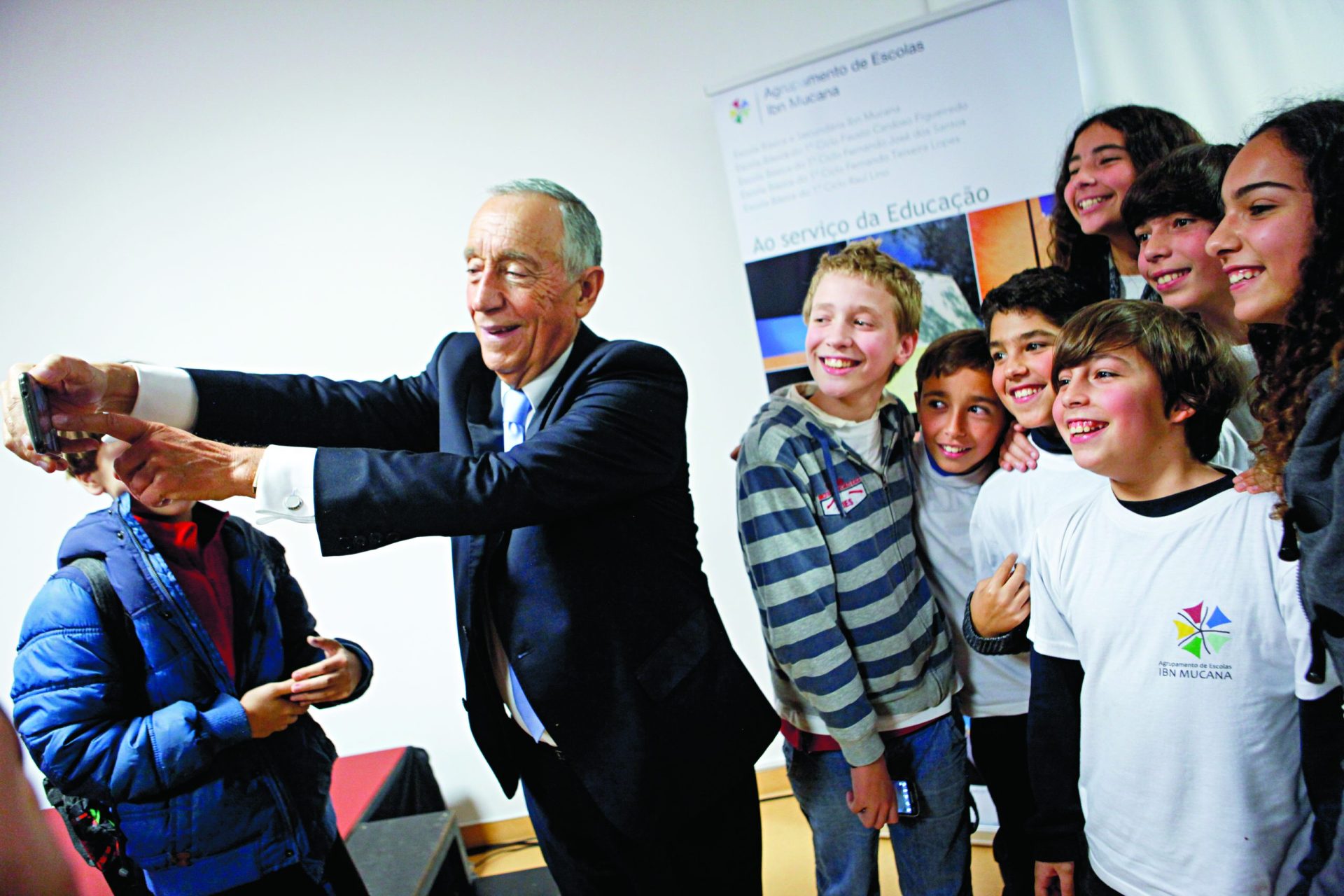 Presidência. Marcelo, o eterno professor, regressa à escola [Vídeo]