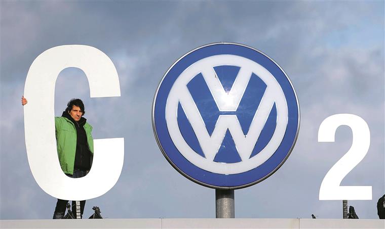 Volkswagen. Fatura por causa do escândalo das emissões poluentes continua a aumentar