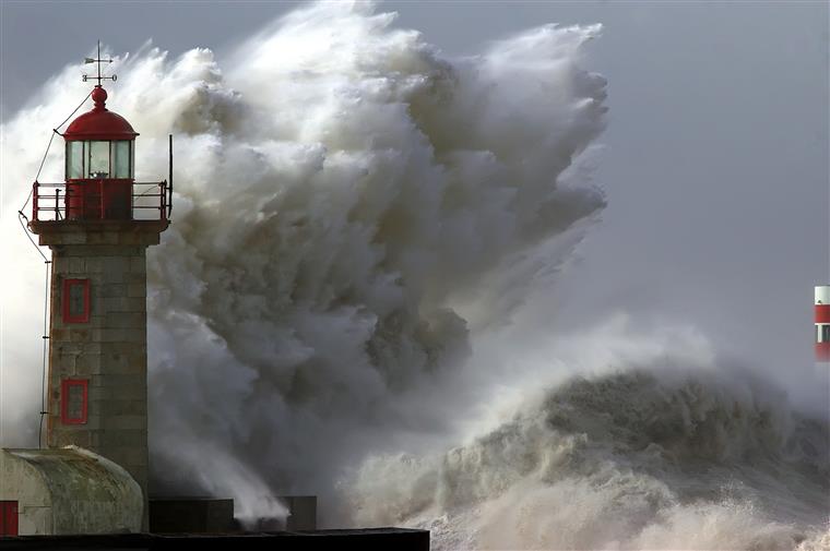 Mau tempo. Tempestade “açoriana” ameaça continente