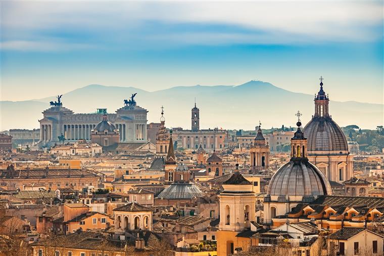 Extrema esquerda reúne em Roma