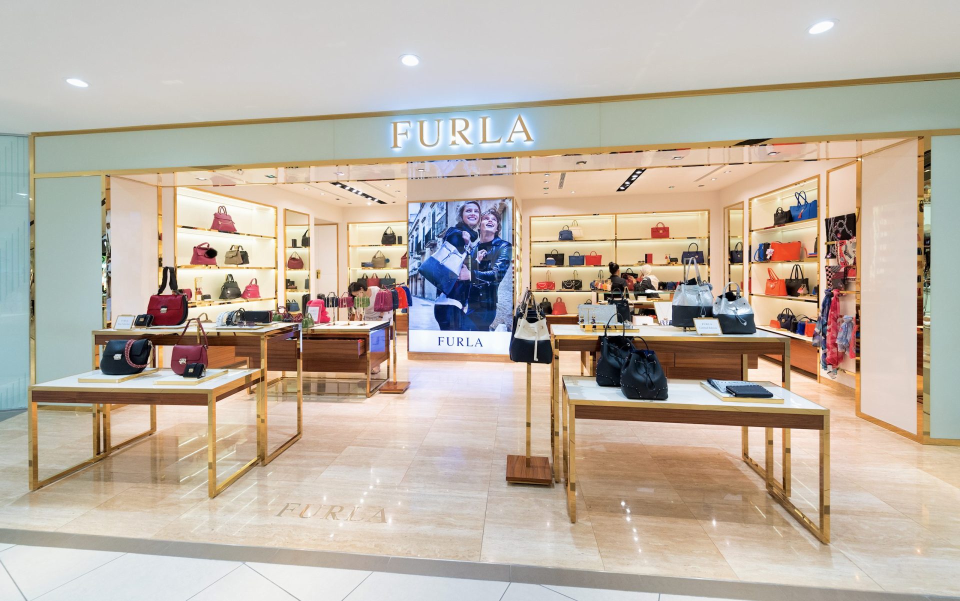 Furla regista crescimento de 24,5% em 2016