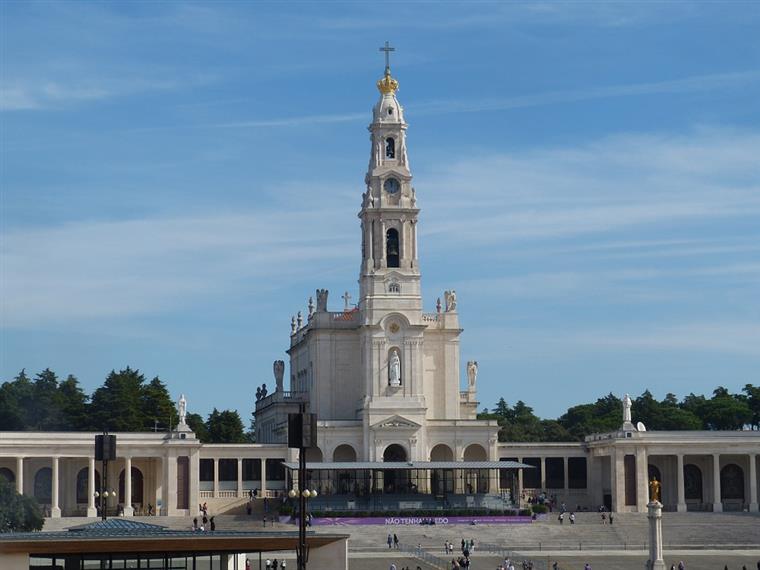 Papa Francisco. Preços em Fátima dispararam