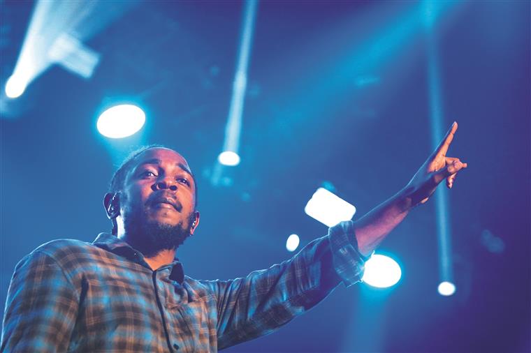 Kendrick Lamar: O mundo aos pés do herói das ruas
