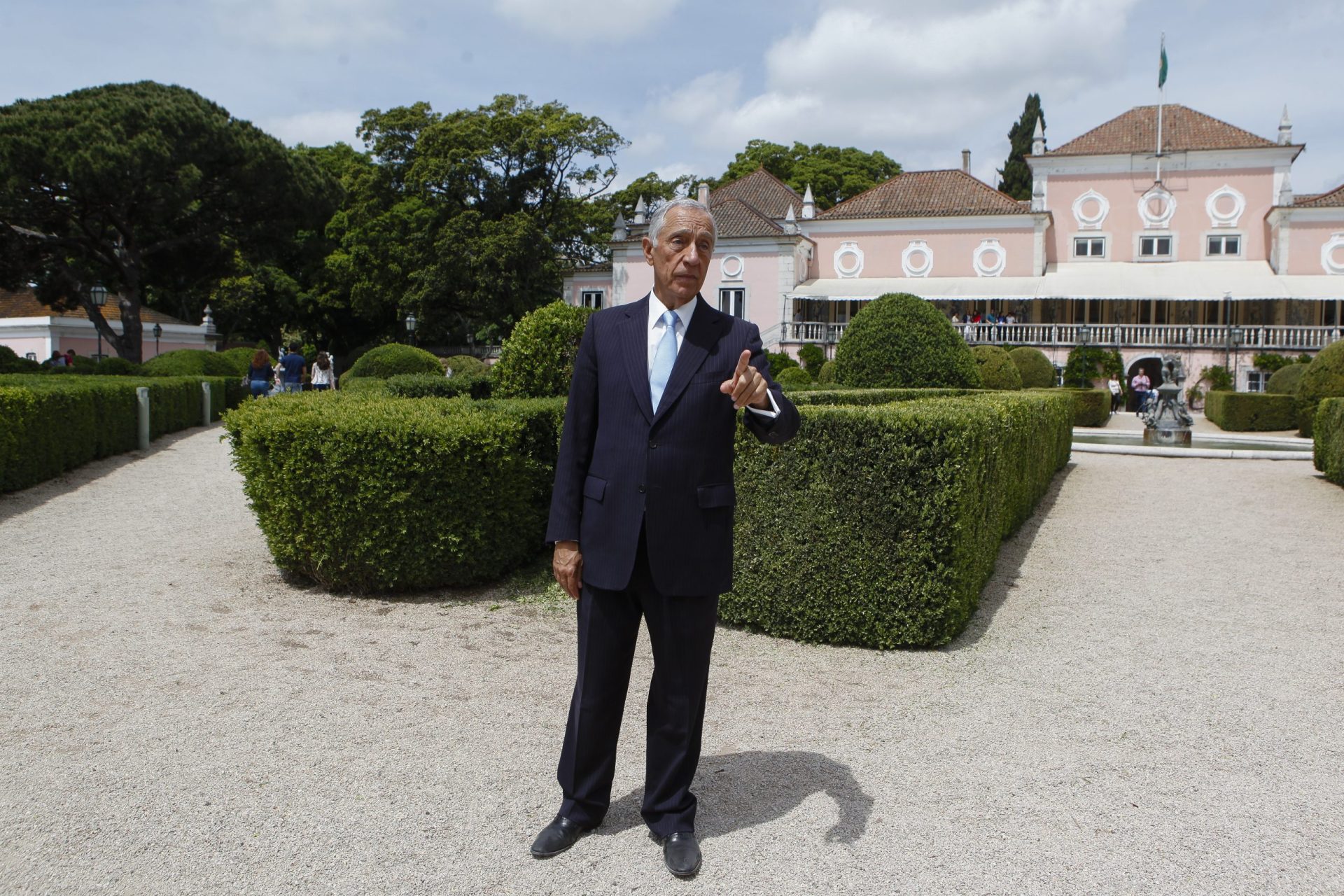 Marcelo abre as portas de sua casa à população [Fotogaleria]