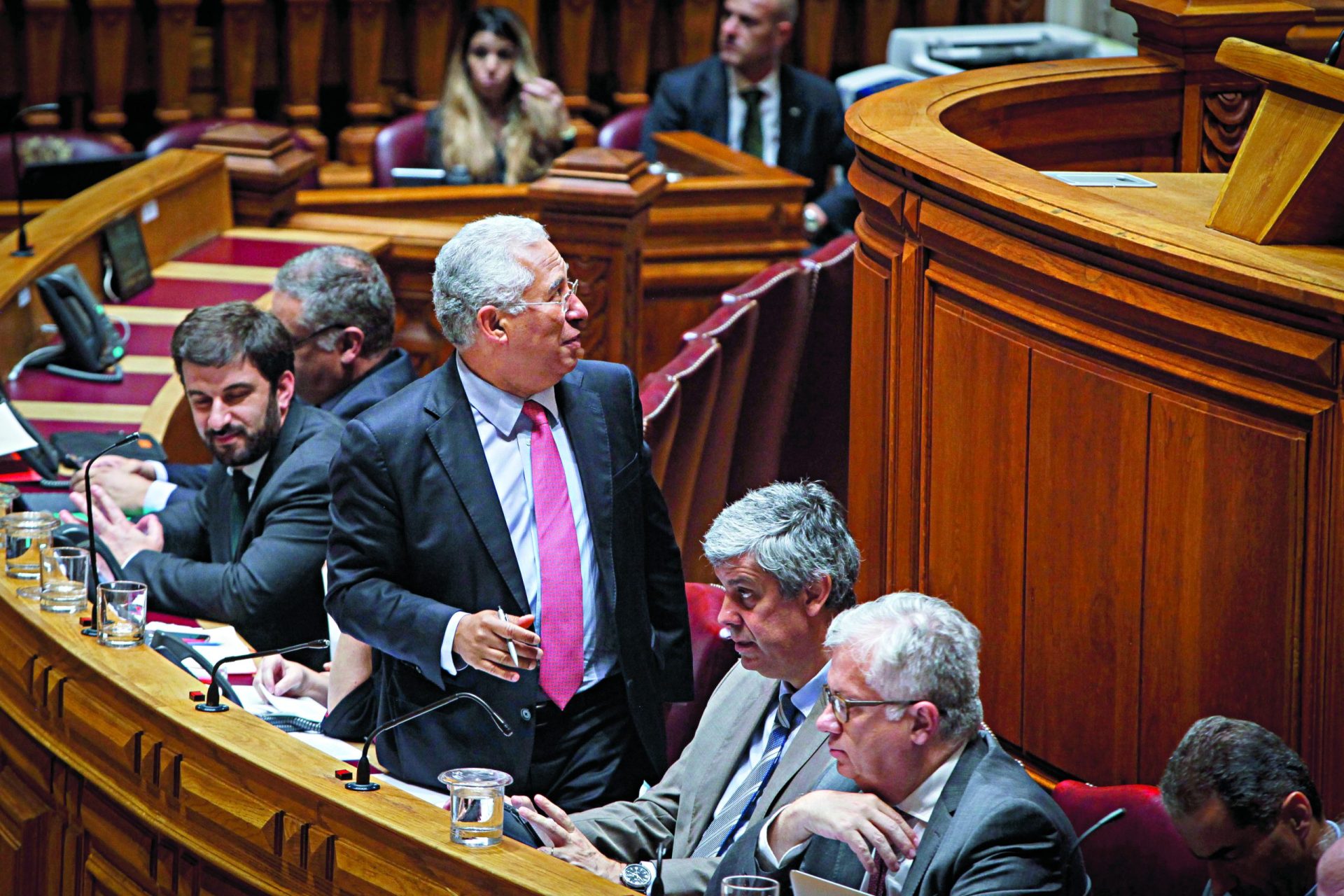 Parlamento. Um debate com o Orçamento nas entrelinhas