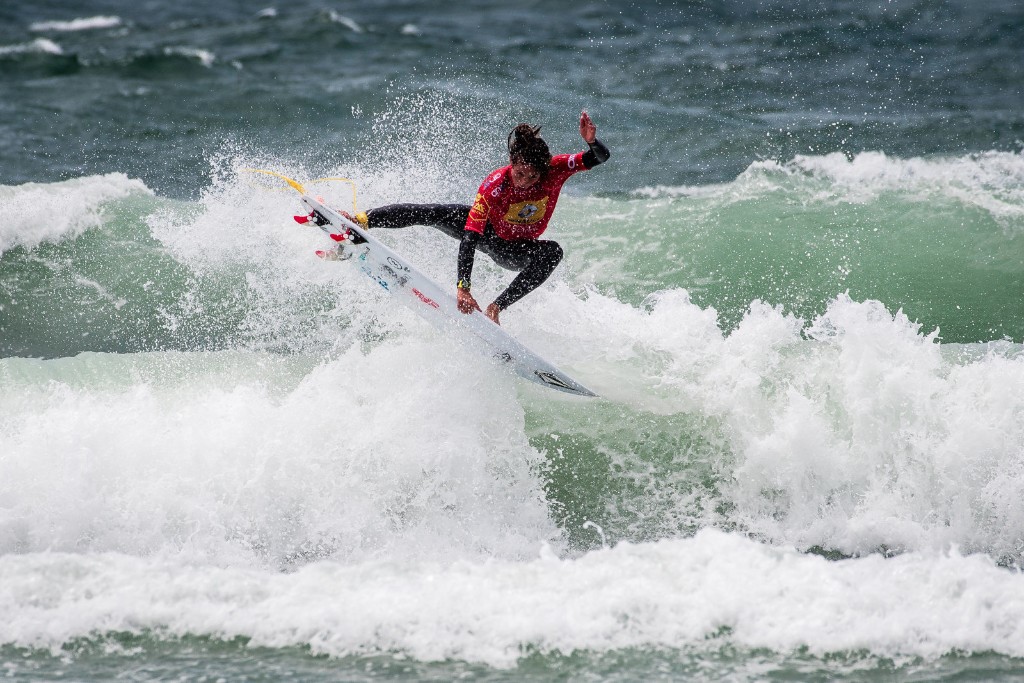 Surf: Favoritos brilham no segundo dia de Renault Porto Pro