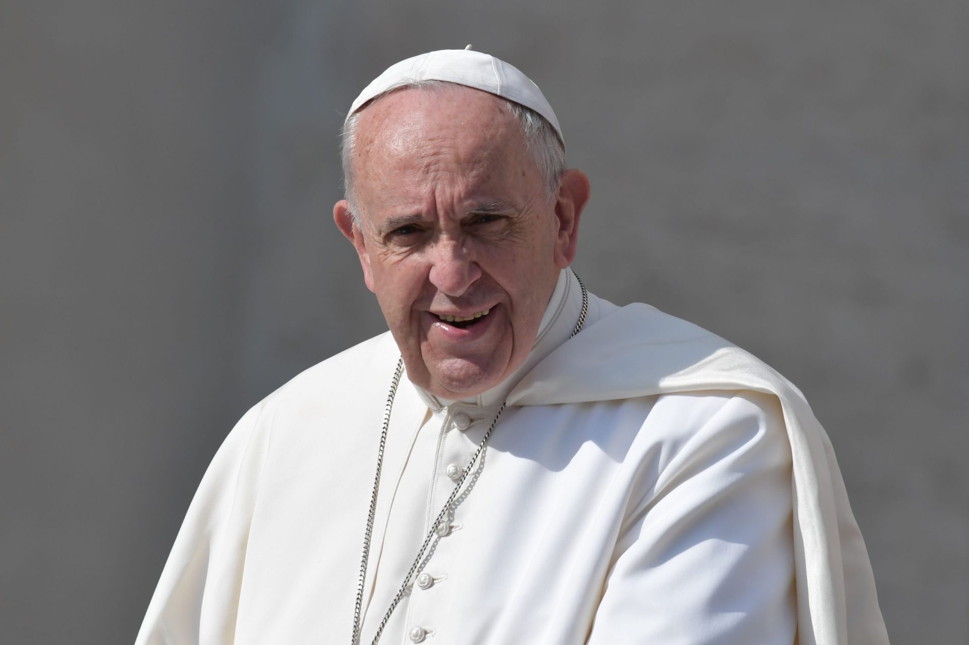 Papa alerta para “tentações populistas”