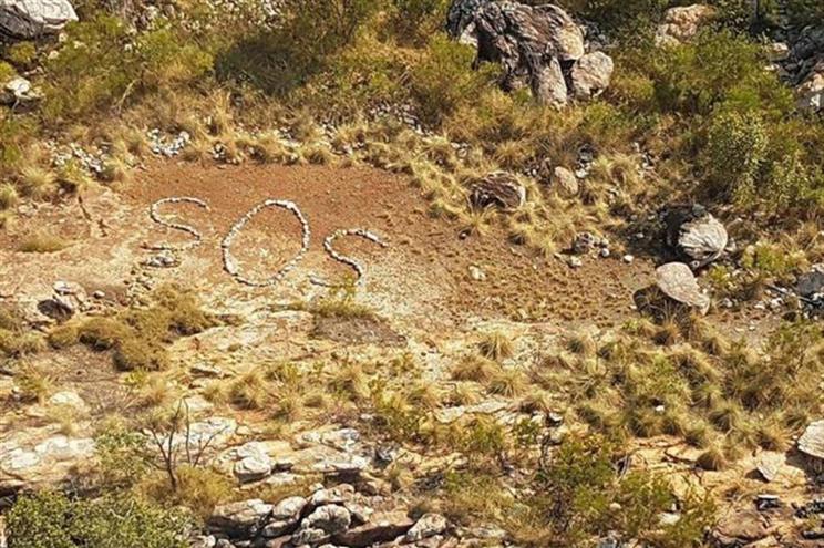 Autoridades podem ter descoberto o mistério do SOS escrito na areia