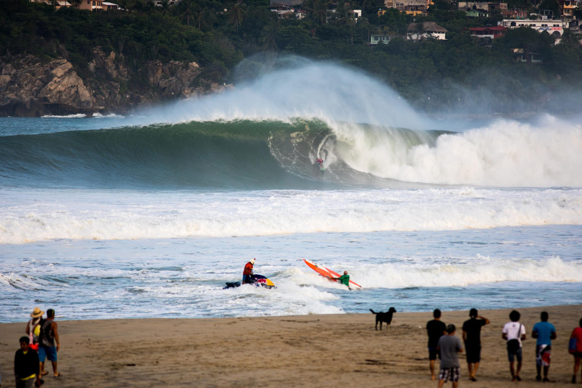 Surf. Alex Botelho é 5º nas ondas grandes do México