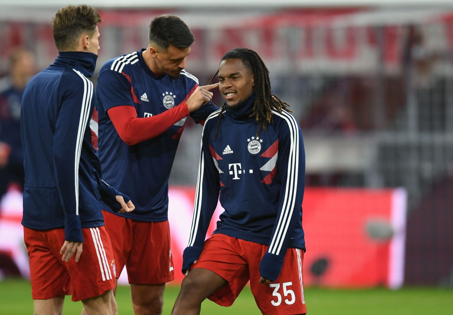 Renato Sanches eleito melhor jogador de setembro no Bayern de Munique | VÍDEO