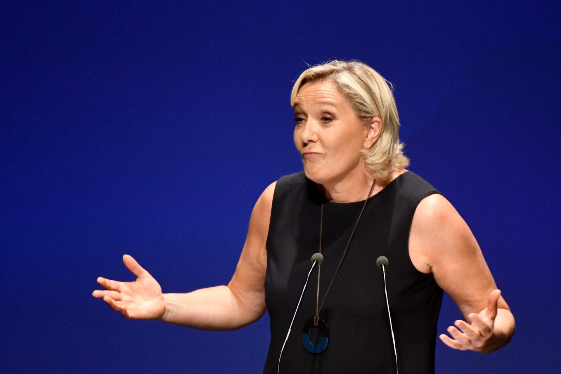 Le Pen não se identifica com Bolsonaro