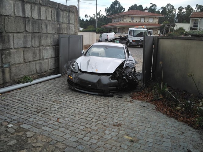 Homem rouba carro e atropela guarda da GNR