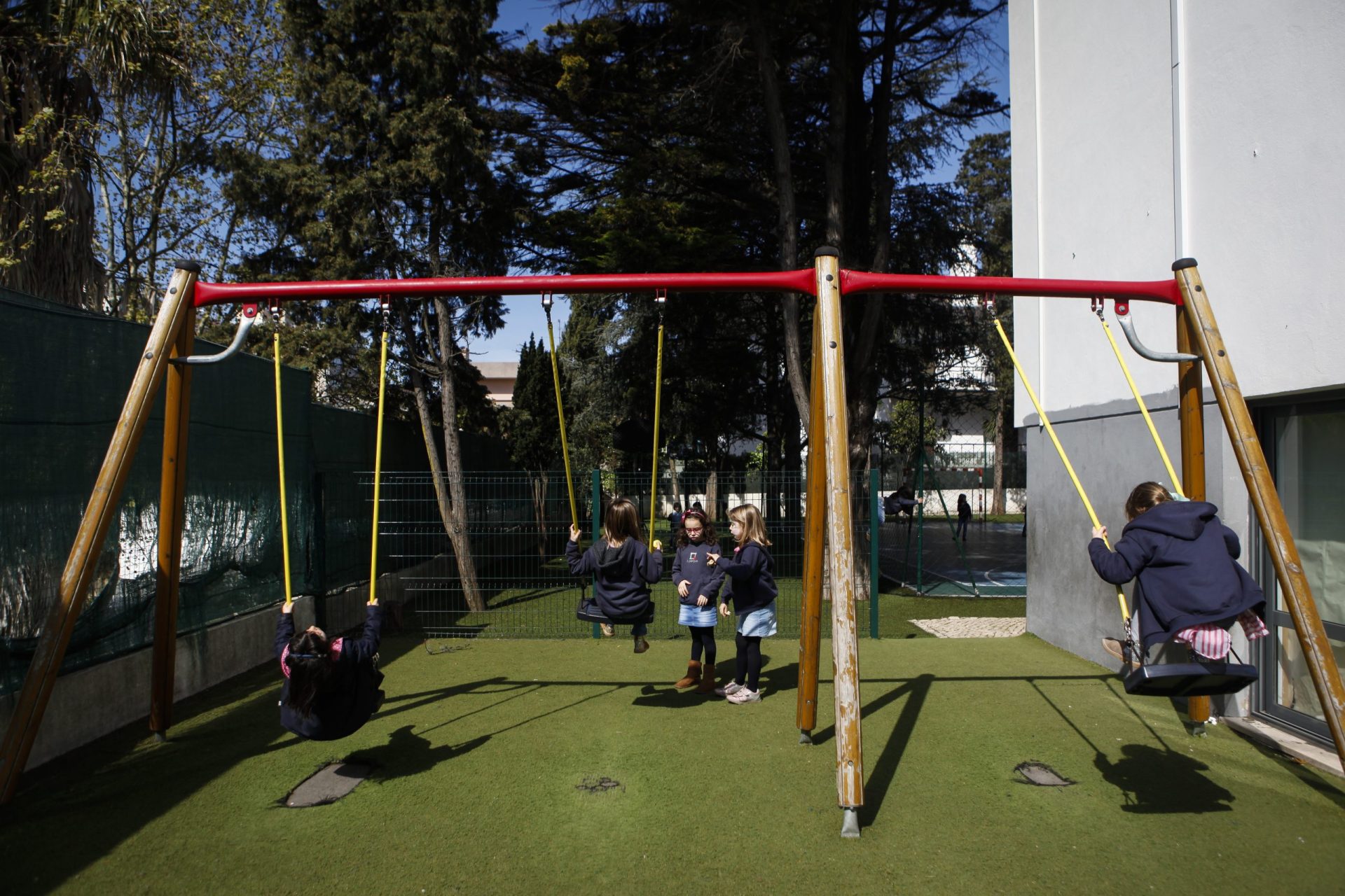 Colégios com menos 23 milhões de euros