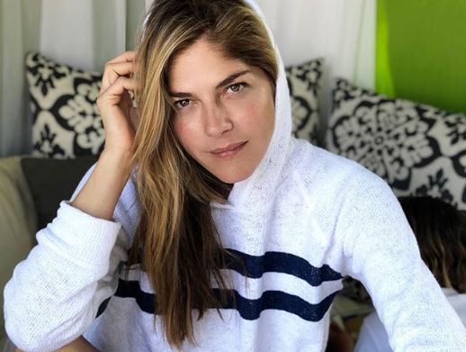 Selma Blair partilha diagnóstico de esclerose múltipla