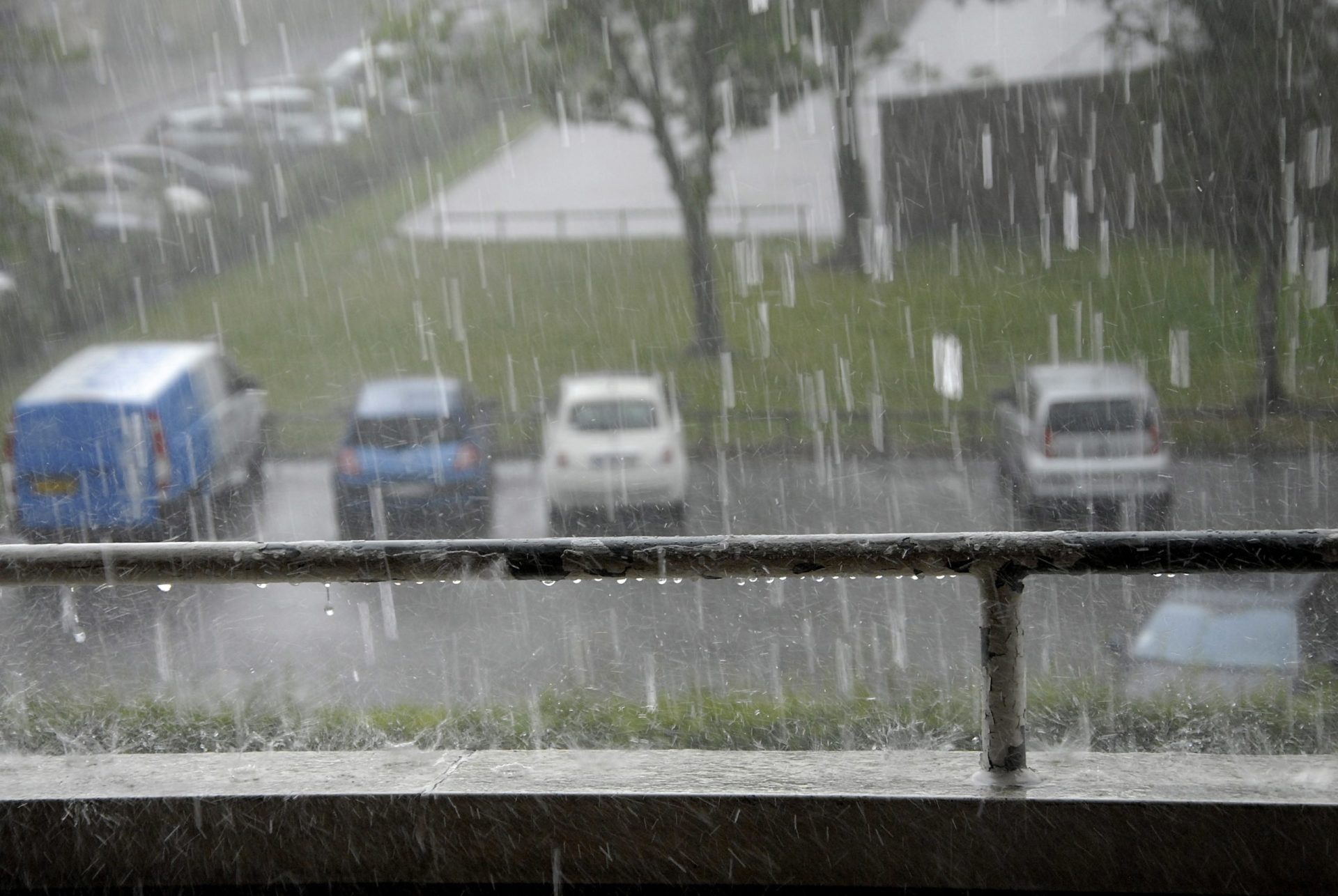 Beja. Chuva intensa provoca inundações em habitações e vias públicas