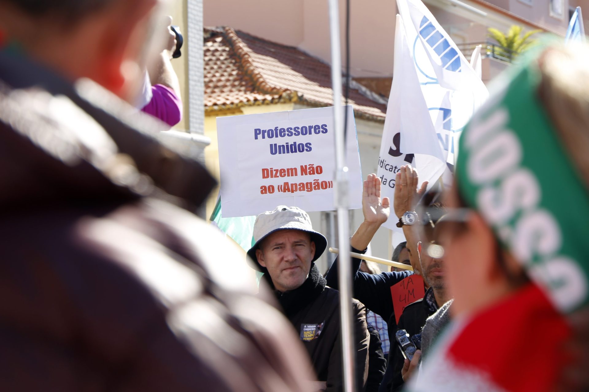 Depois dos discursos do 5 de Outubro, começaram os protestos dos professores