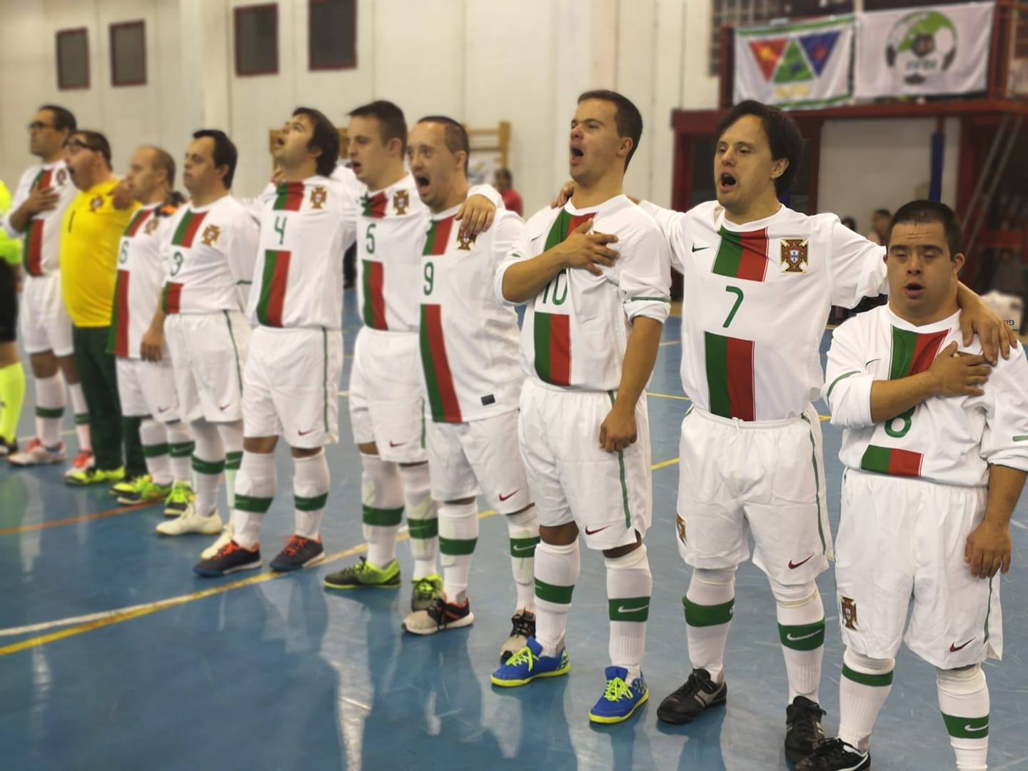 Portugueses com síndrome de Down derrotam campeões do mundo de futsal