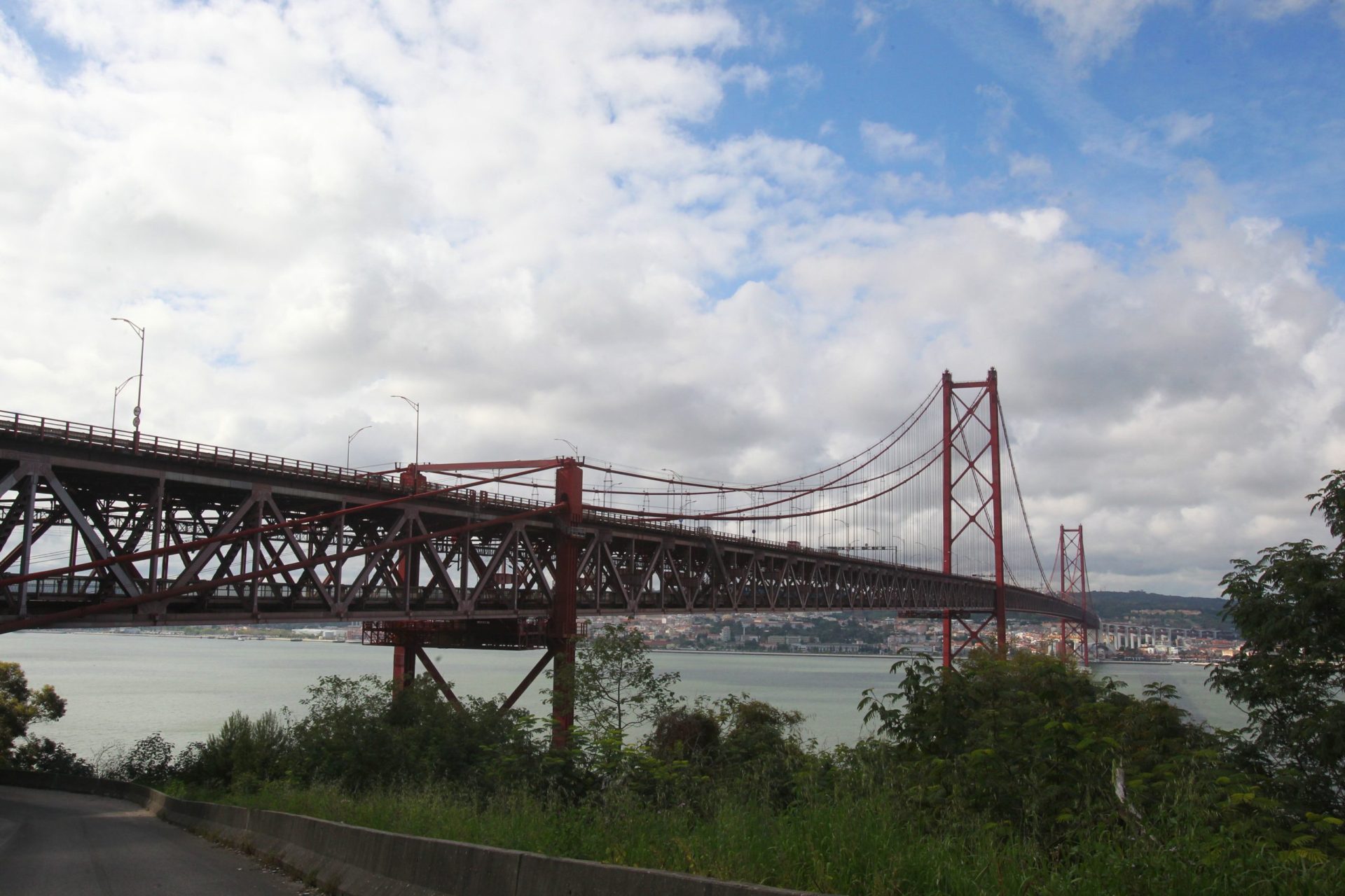 Normalizado trânsito na Ponte 25 de Abril e na Segunda Circular