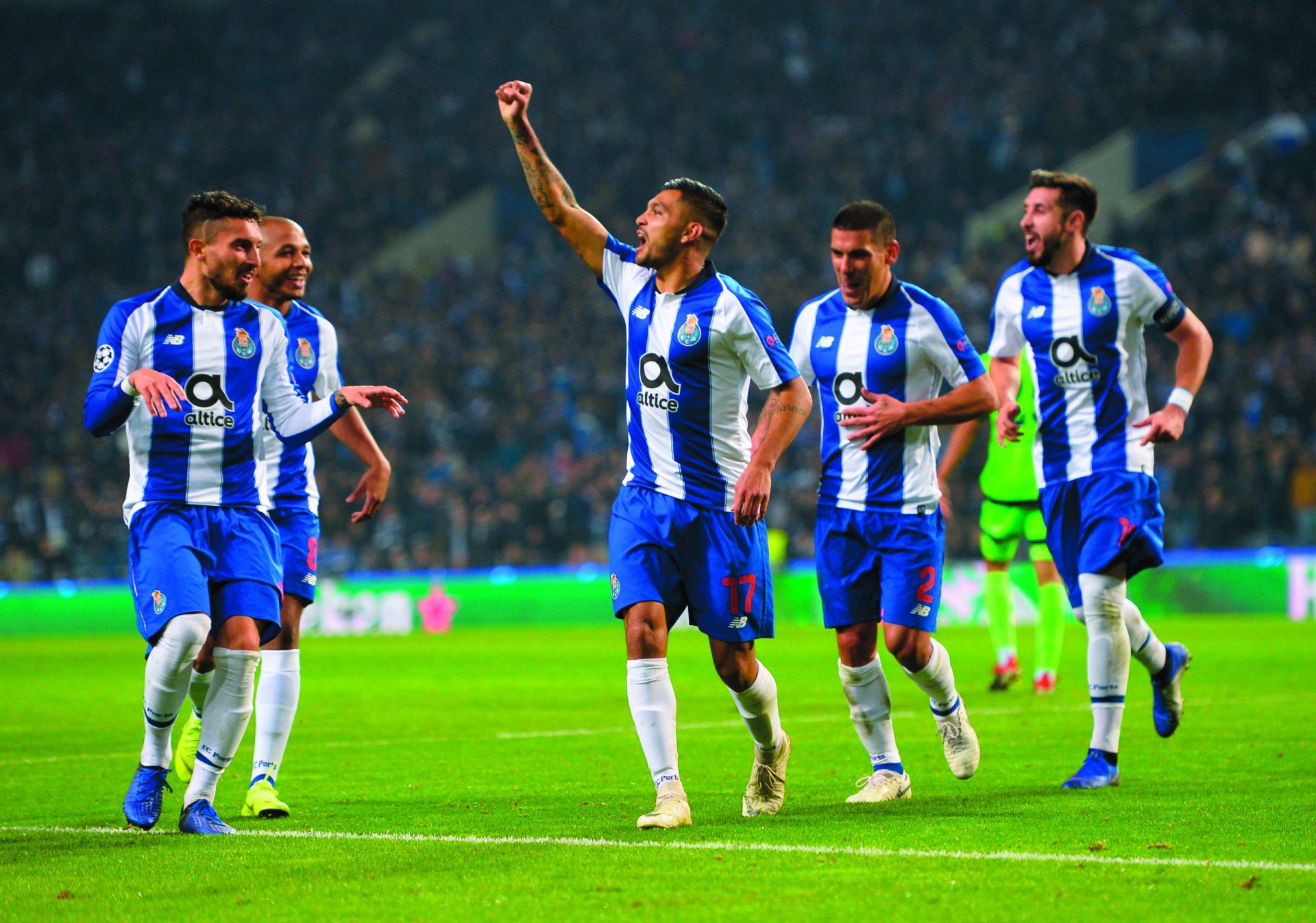 FC Porto-Schalke 04. Dragão já tinha bilhete para os ‘oitavos’ mas certificou-se que ia em primeira classe