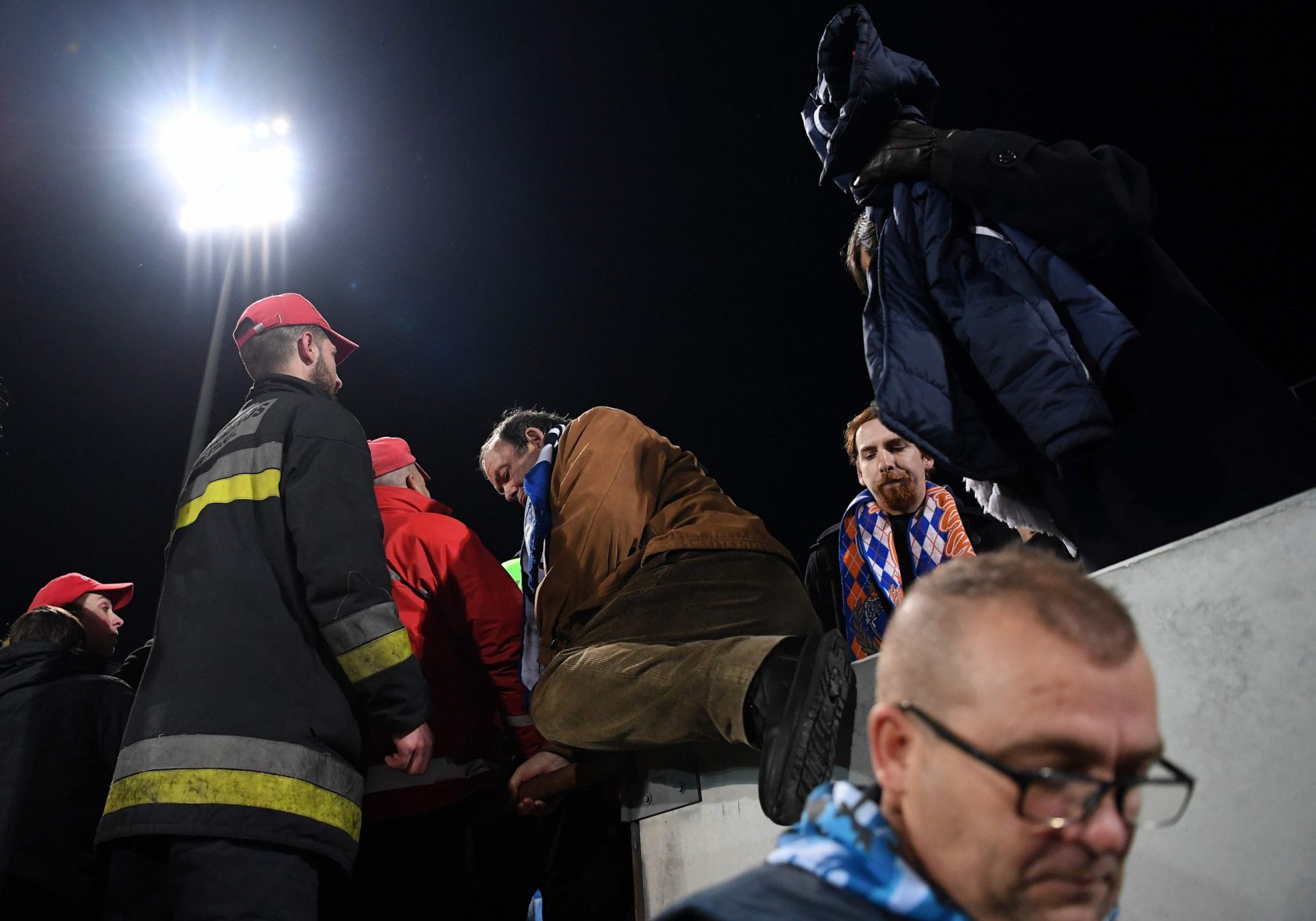 Câmara de Cascais garante que bancada do estádio do Estoril cumpre requisitos