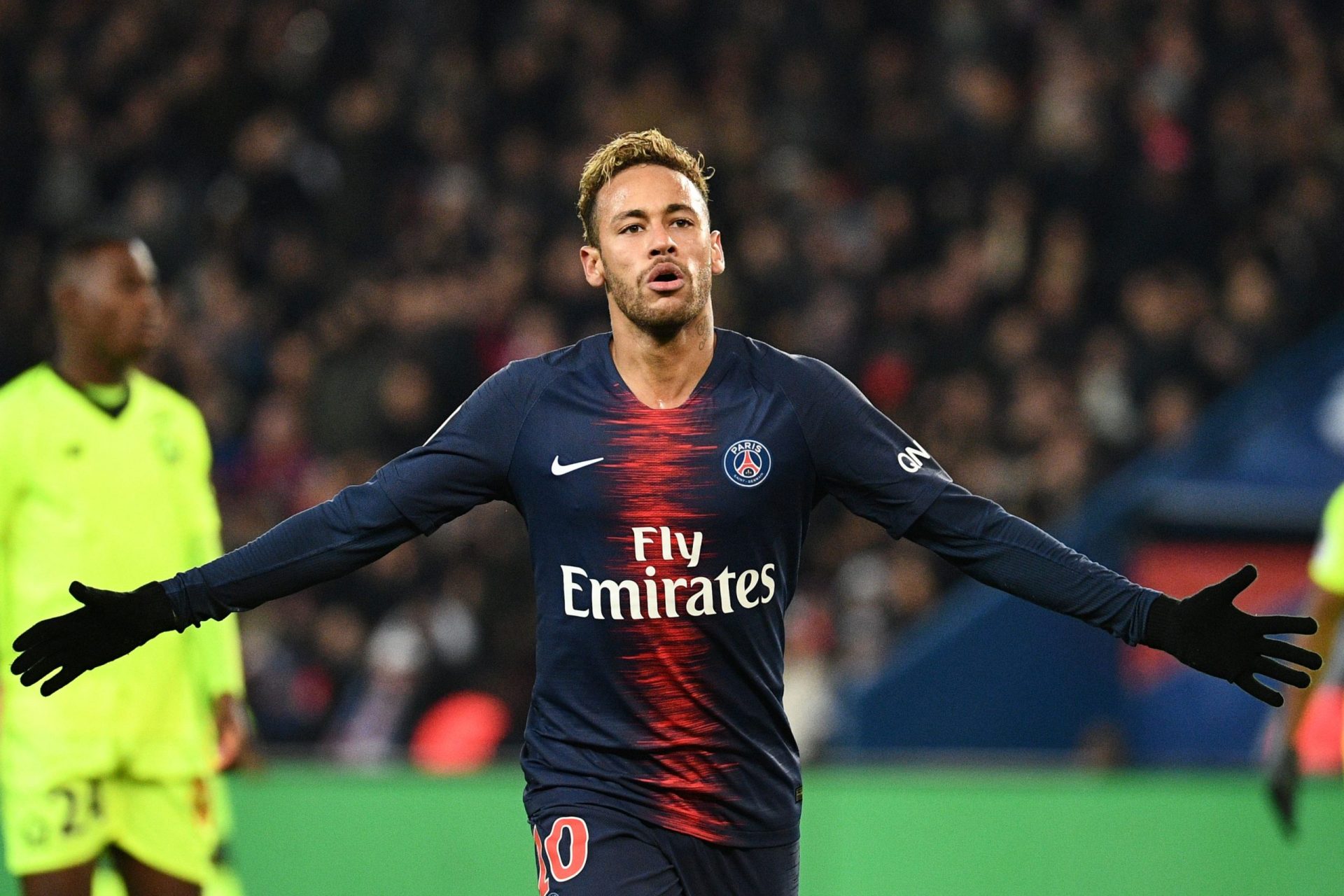 Afinal a operação Neymar custou 252 milhões de euros ao PSG