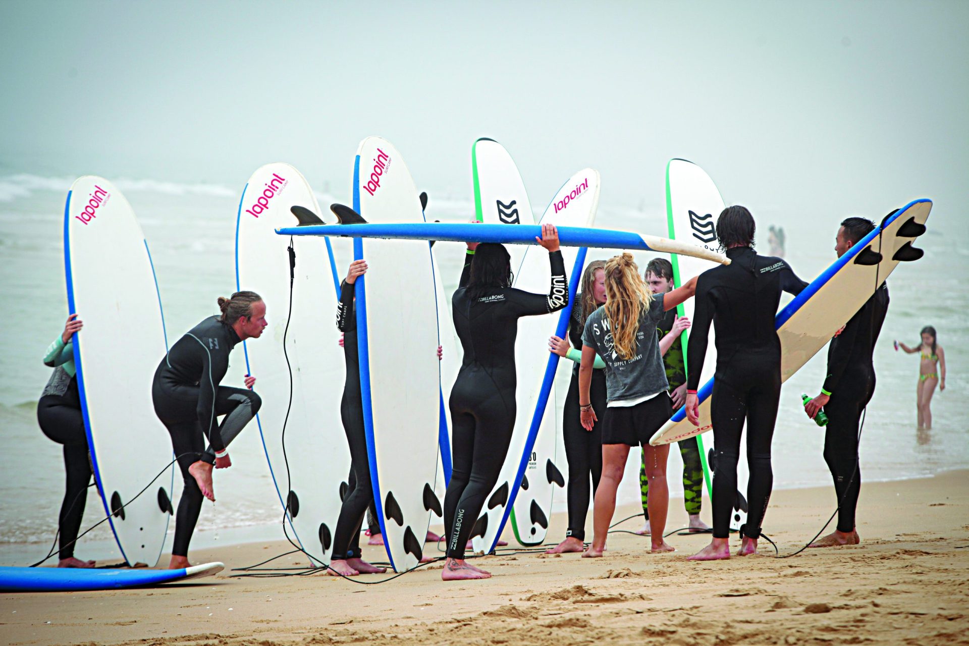 Recorde da maior aula de surf do mundo é português. Oficialização chegou hoje