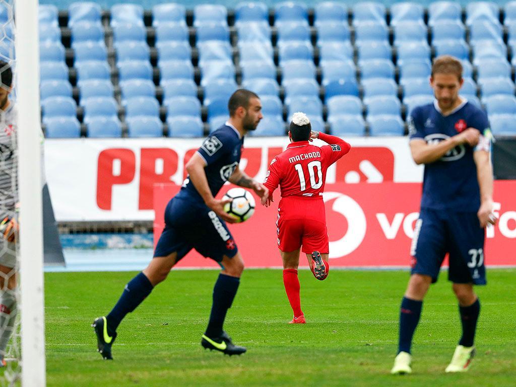 Belenenses vence Desp. Aves por 5-2 depois de estar a perder por duas vezes