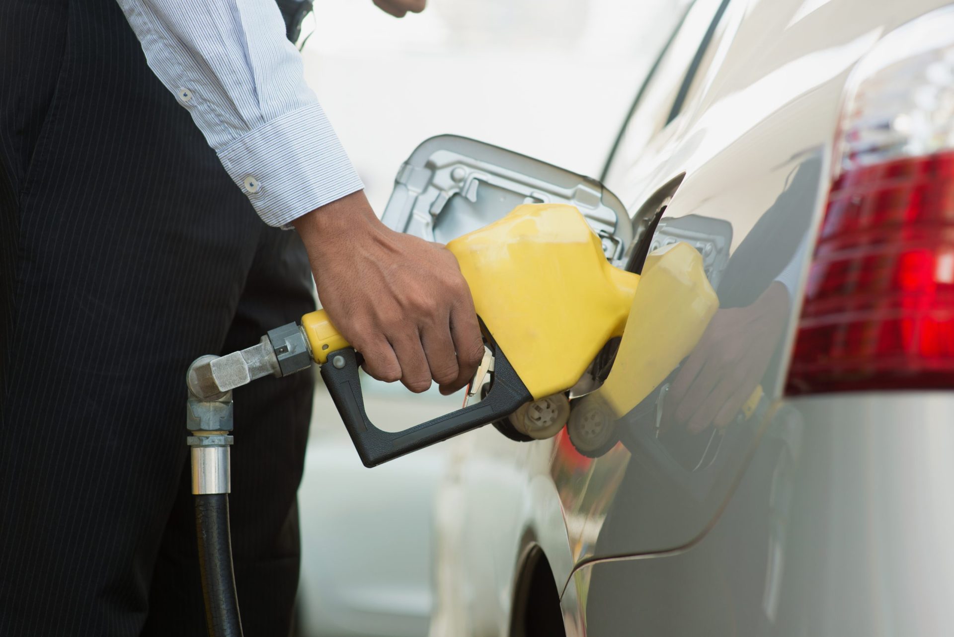 Preço da gasolina e do gasóleo volta a descer a partir da próxima semana