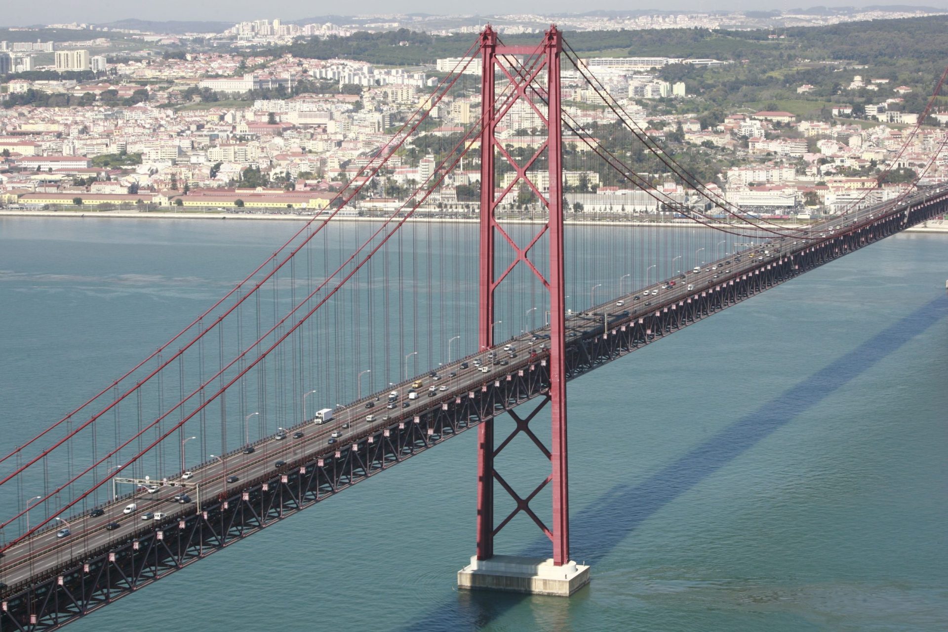 Ponte 25 de Abril vai estar em trabalhos de manutenção durante dois anos