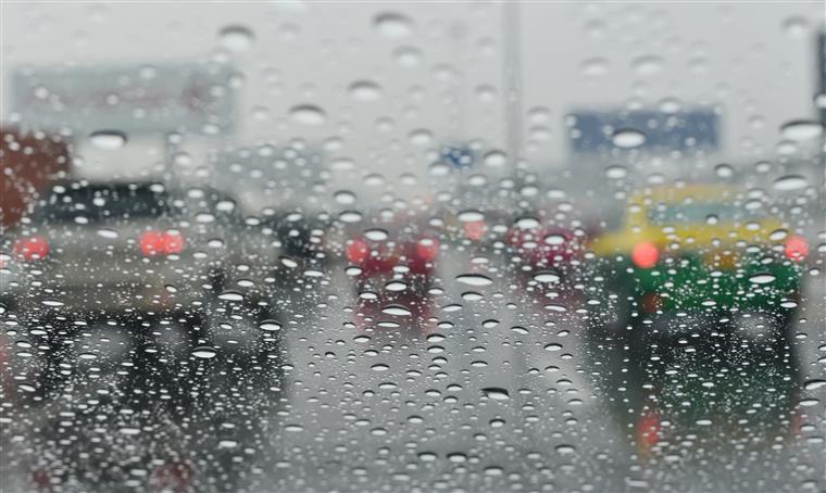 Chuva, granizo e trovoada. É assim que vai estar o tempo este fim de semana