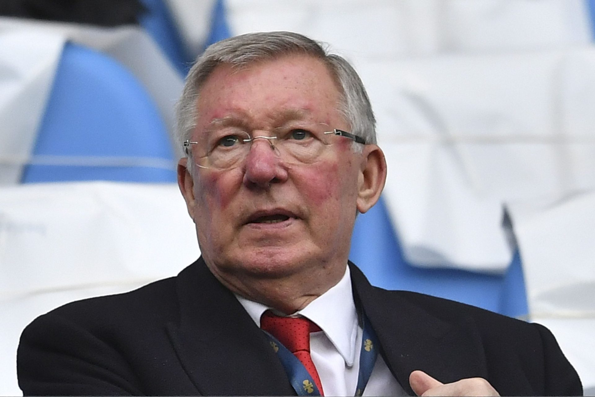 Sir Alex Ferguson já saiu do coma